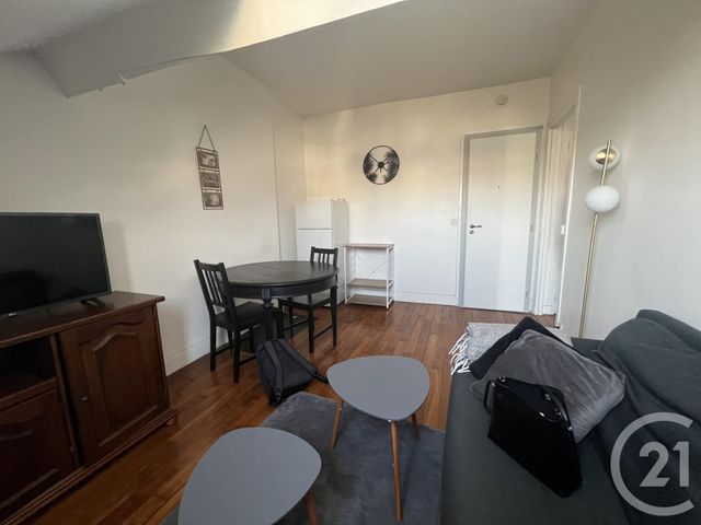 Appartement F2 à vendre ST MAUR DES FOSSES